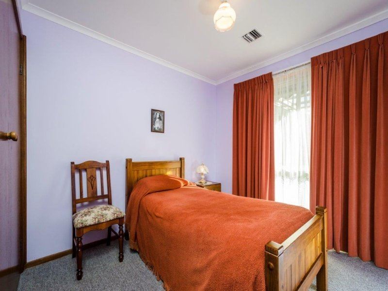 98 Hogans Road, Hoppers Crossing VIC 3029