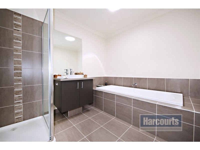 68 Rippleside Terrace, Tarneit VIC 3029