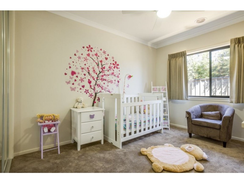 10 Redcliffe Parade, Tarneit VIC 3029