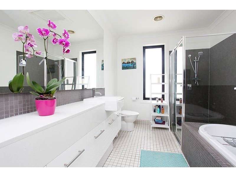 27 Signature Blvd, Point Cook VIC 3030