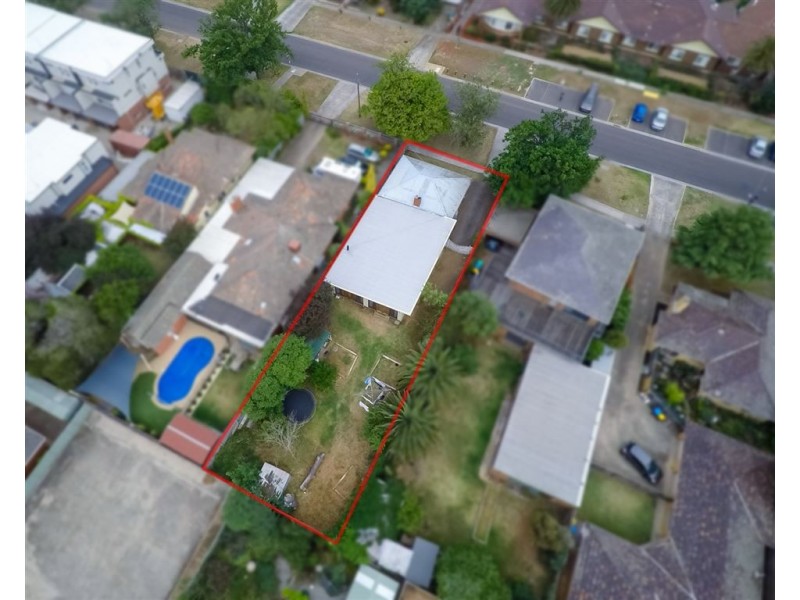 8 Deutgam Street, Werribee VIC 3030