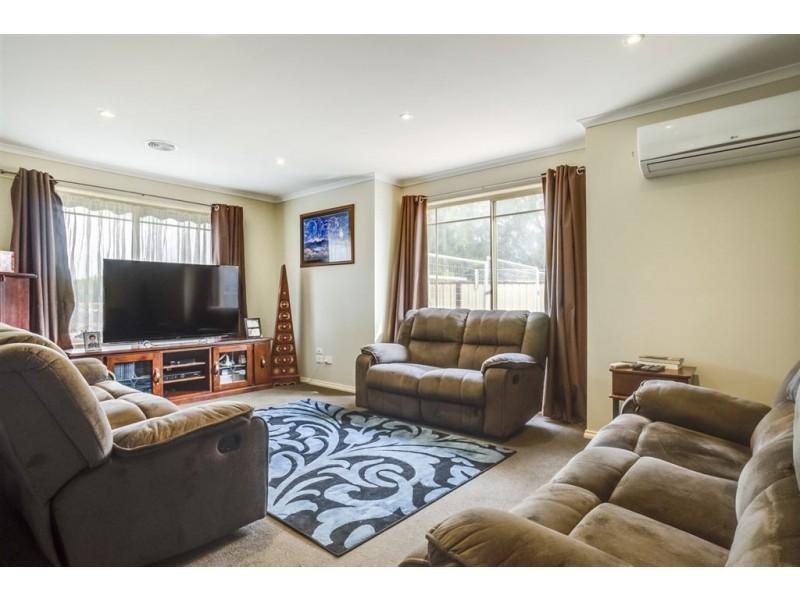 5 Haveaux Street, Werribee VIC 3030