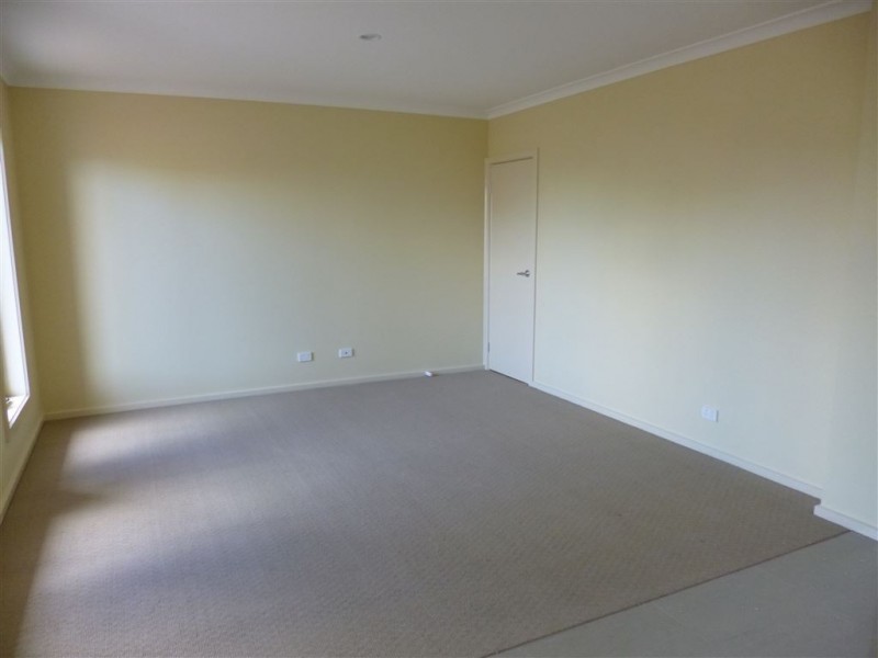 36 Scrubwren Drive, Williams Landing VIC 3027