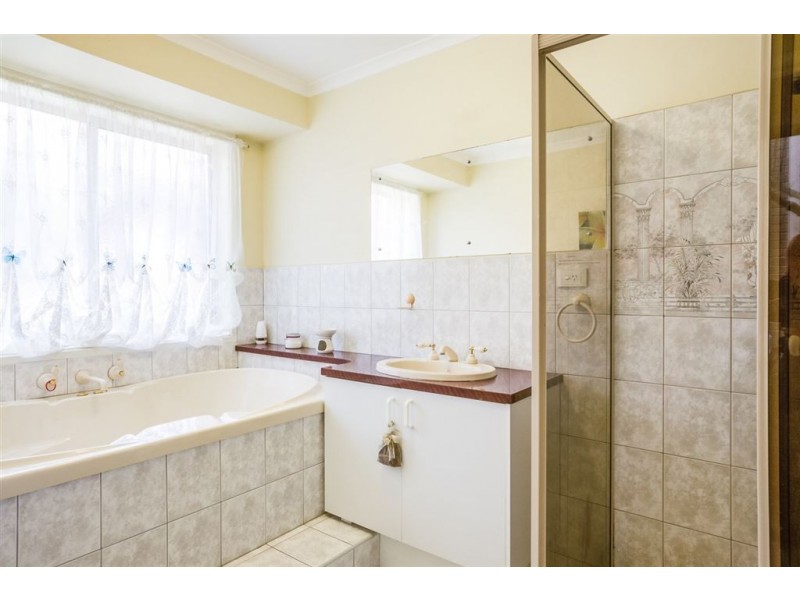 3 Wentworth Avenue, Wyndham Vale VIC 3024