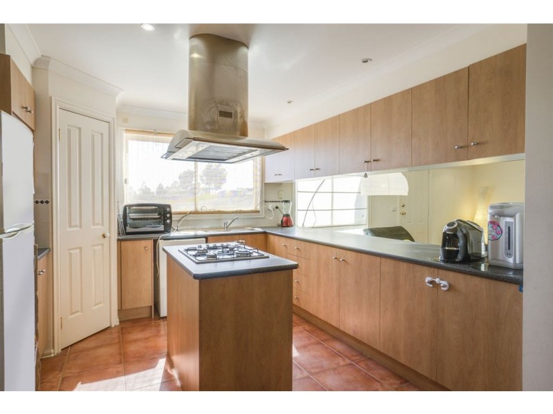 2 Baden Powell Drive, Tarneit VIC 3029