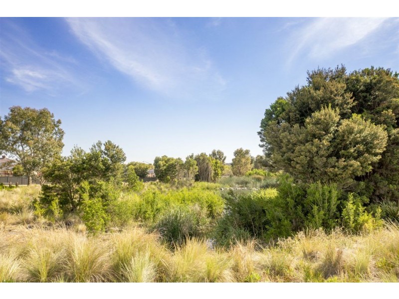 2 Baden Powell Drive, Tarneit VIC 3029