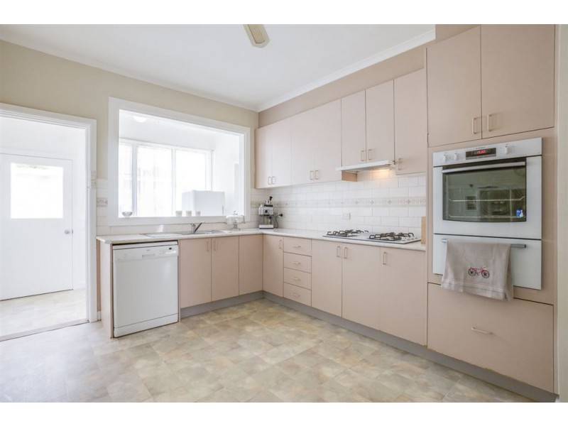 5 McDonald Street, Werribee VIC 3030