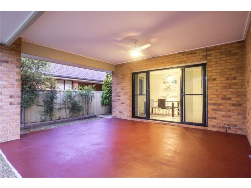 41 Middle Park Drive, Sanctuary Lakes VIC 3030