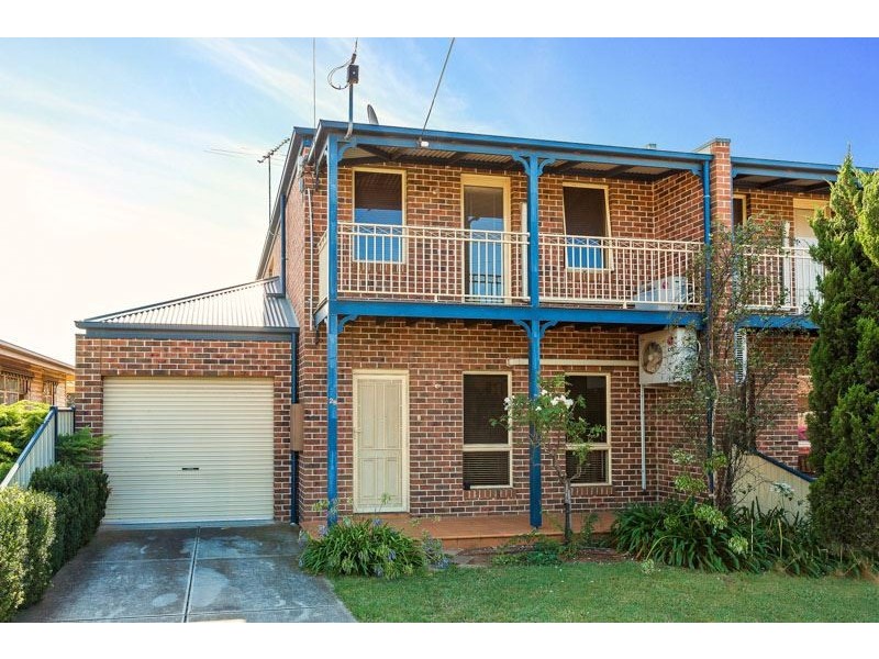 2b Cattanach Crescent, Werribee VIC 3030