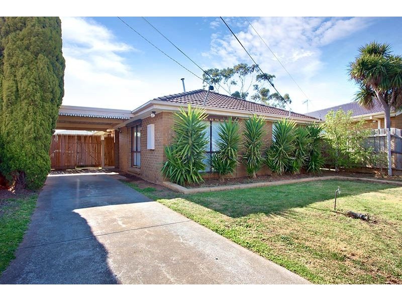 6 Iluka Drive, Wyndham Vale VIC 3024