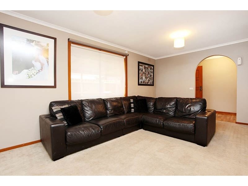 6 Iluka Drive, Wyndham Vale VIC 3024