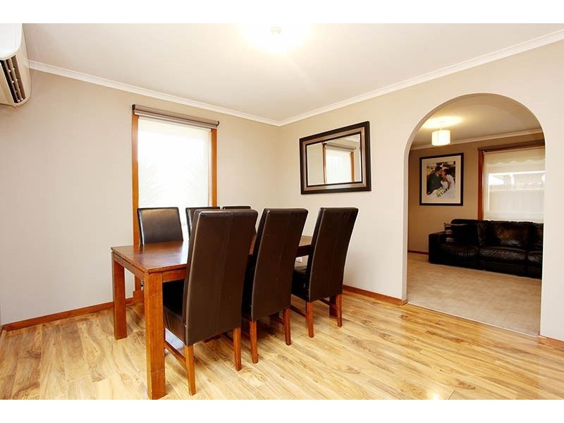 6 Iluka Drive, Wyndham Vale VIC 3024