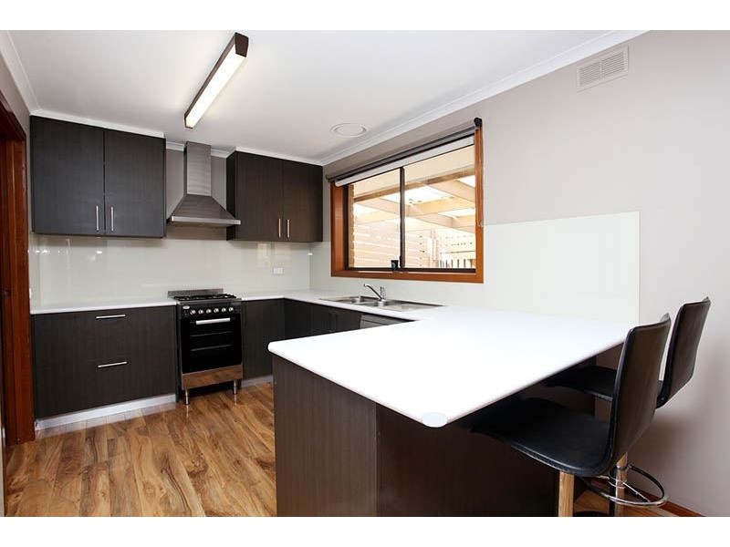 6 Iluka Drive, Wyndham Vale VIC 3024