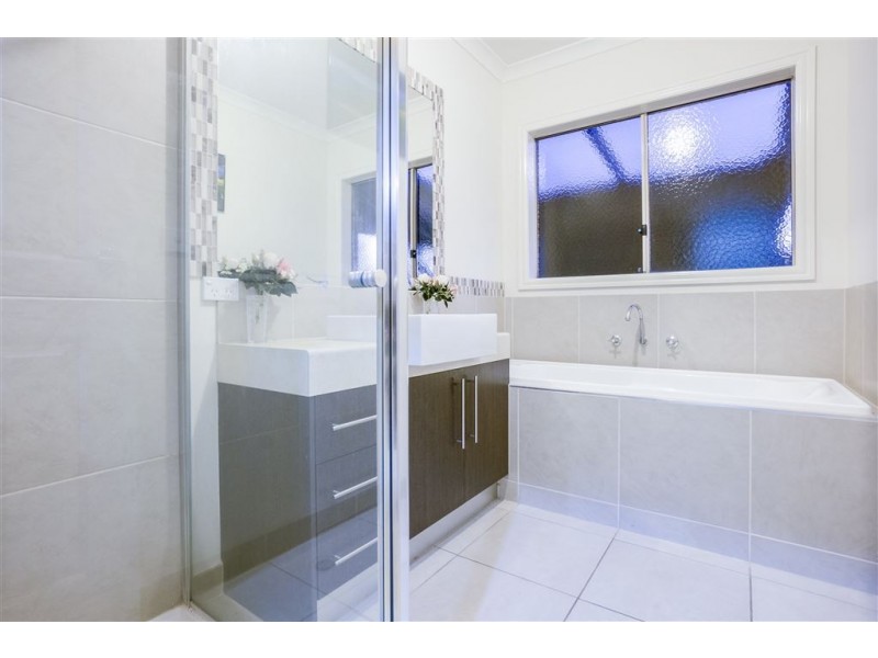 884 Tarneit Road, Tarneit VIC 3029