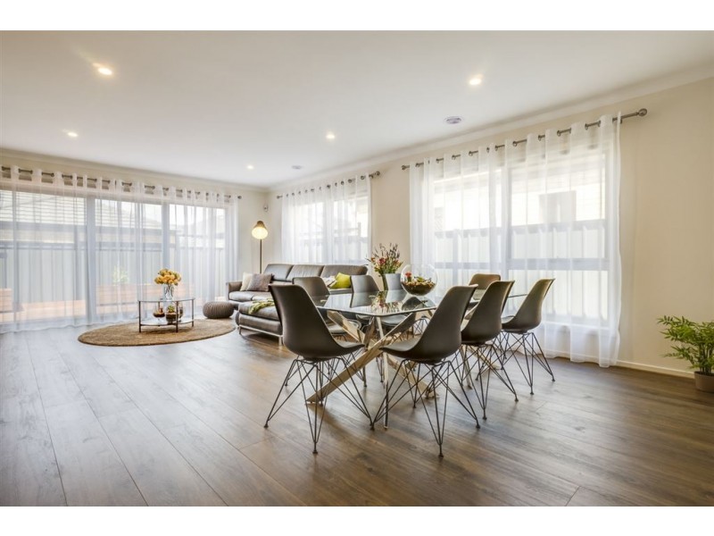 25 Elderwood Avenue, Truganina VIC 3029