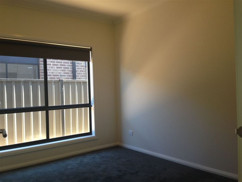 64 Terrene Terrace, Point Cook VIC 3030