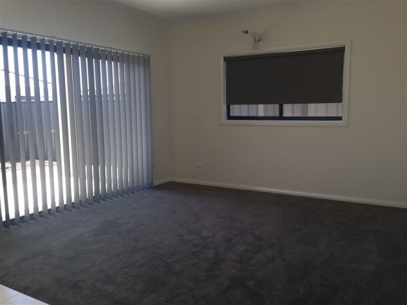 64 Terrene Terrace, Point Cook VIC 3030