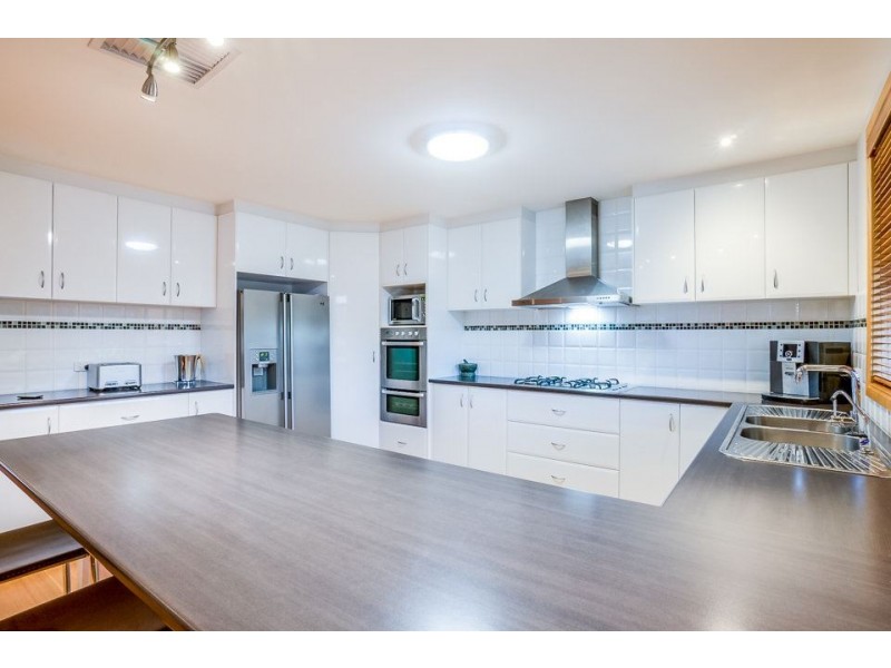 24-26 Evans Way, Werribee VIC 3030