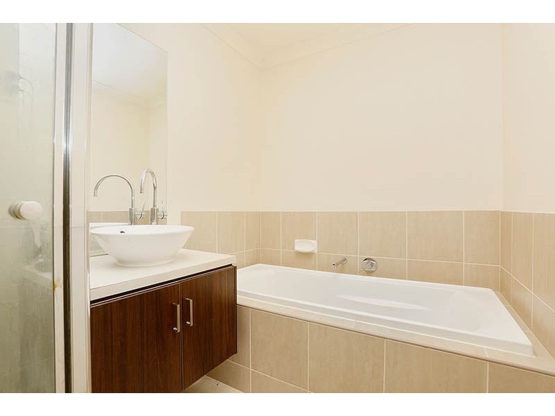 9/43-51 Rippleside Terrace, Tarneit VIC 3029