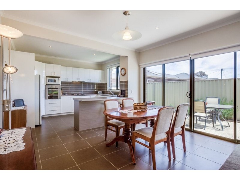 3/23-25 Seabeach Parade, North Shore VIC 3214