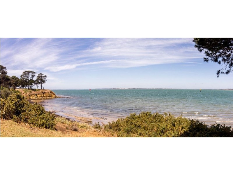 3/23-25 Seabeach Parade, North Shore VIC 3214