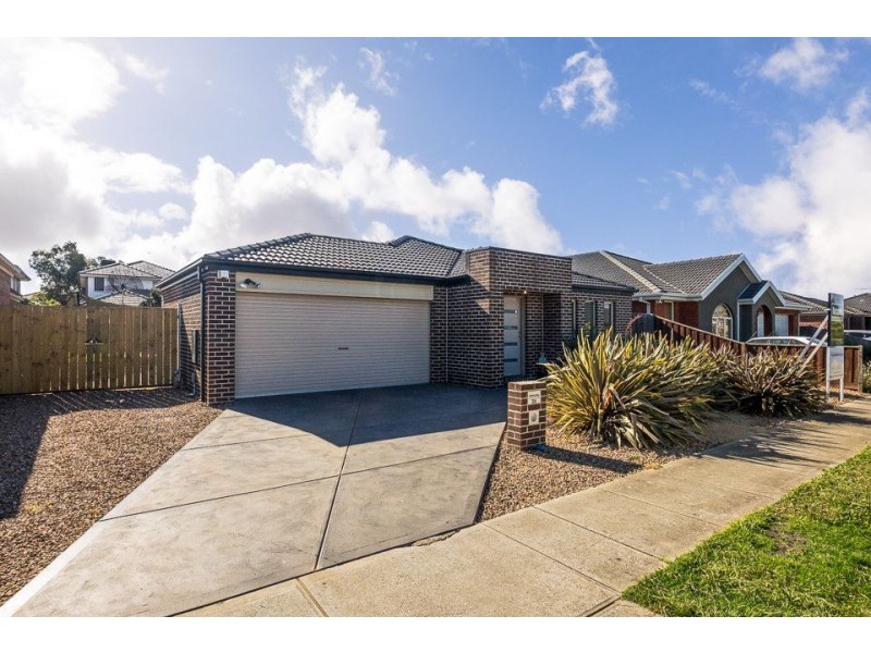 30 Holly Drive, Point Cook VIC 3030