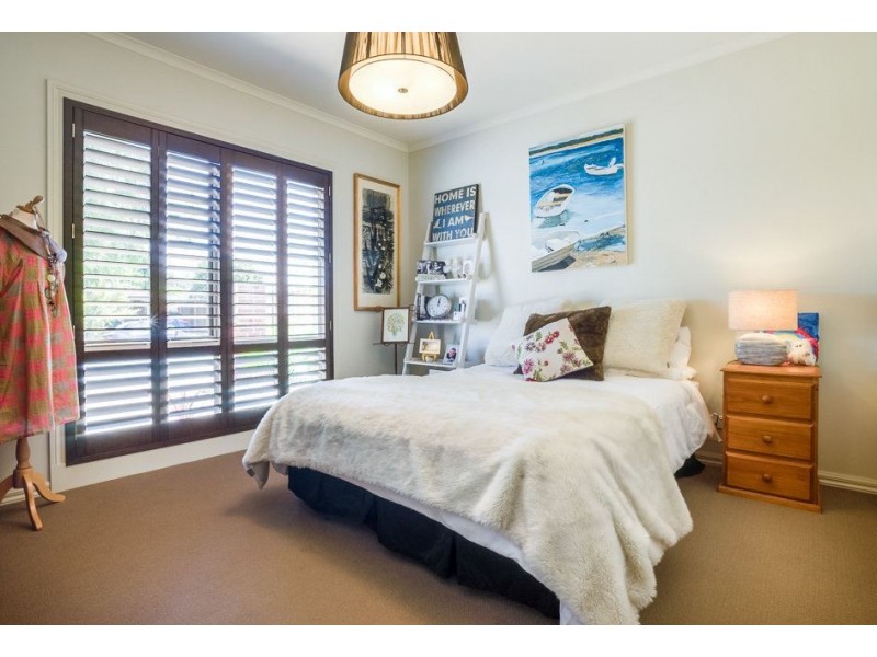 1/1 Penn Close, Werribee VIC 3030