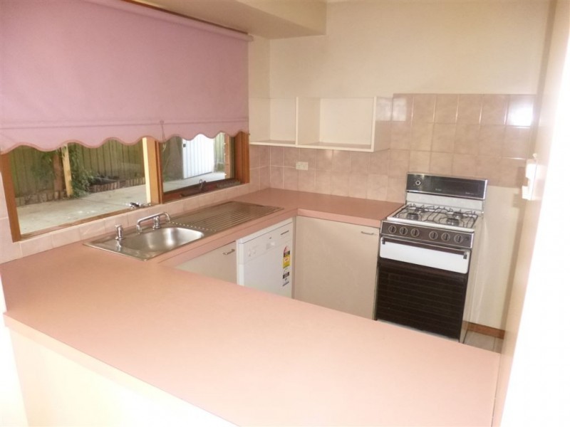 17 Queensbury Way, Werribee VIC 3030