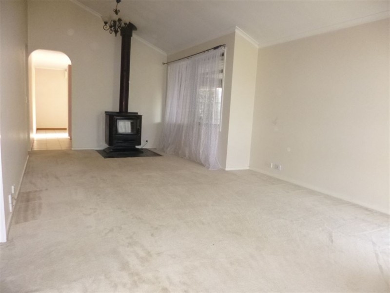 17 Queensbury Way, Werribee VIC 3030