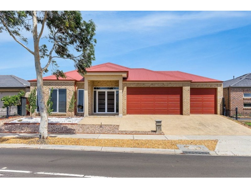 17 Danfield Drive, Tarneit VIC 3029