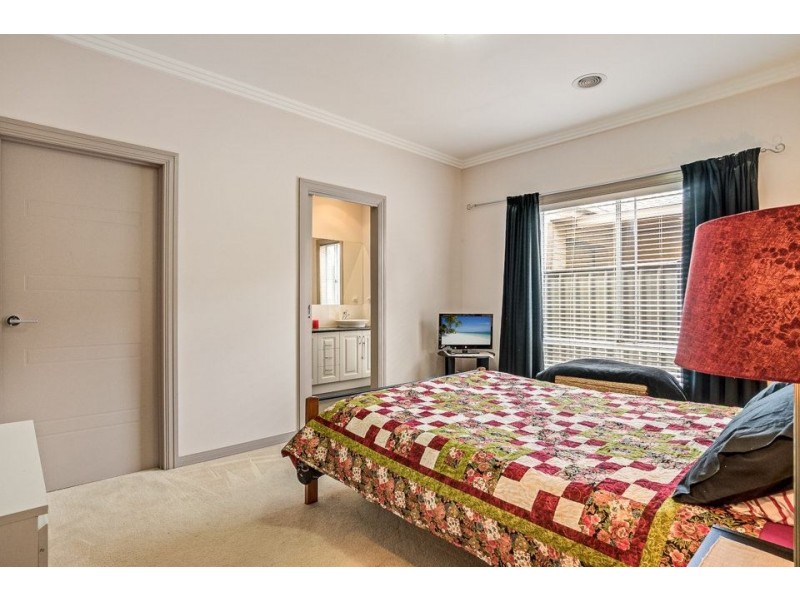 17 Danfield Drive, Tarneit VIC 3029