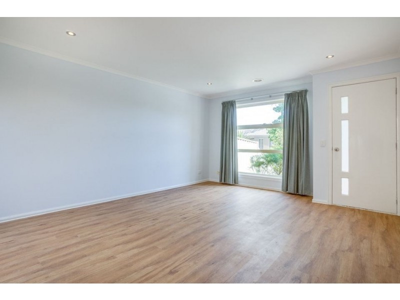 2/18 Vanderbilt Avenue, Truganina VIC 3029