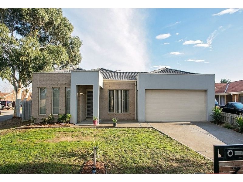 3 Kasem Drive, Werribee VIC 3030