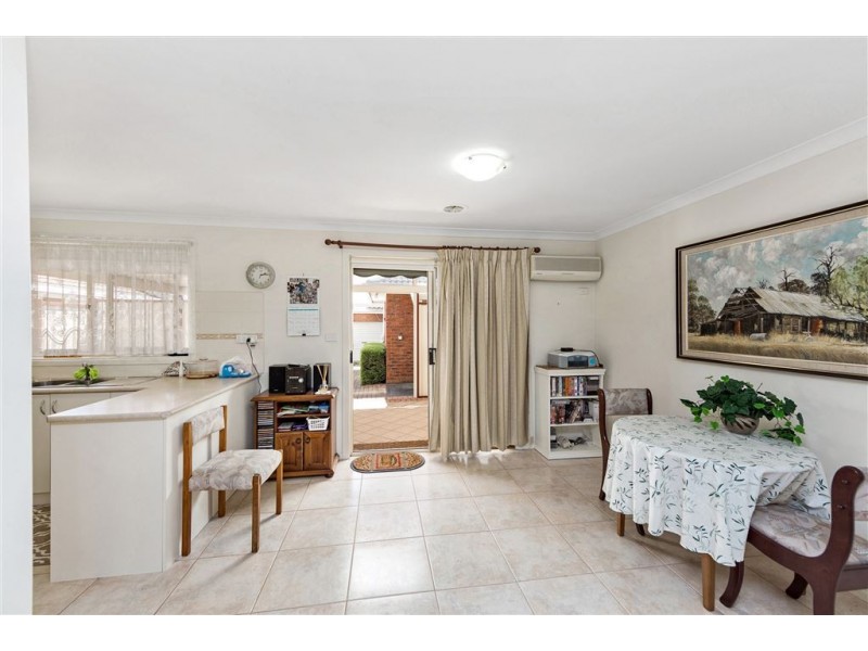 2/67 Hogans Road, Hoppers Crossing VIC 3029