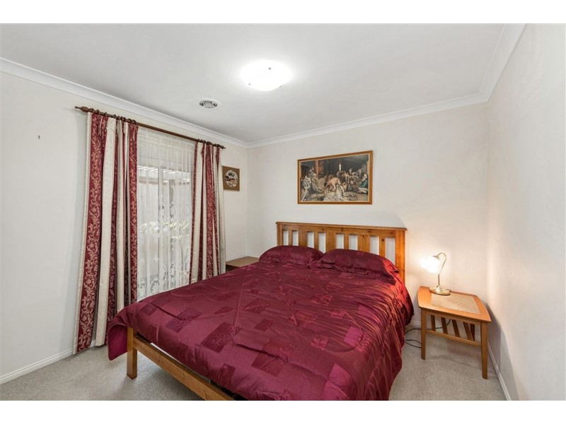 2/67 Hogans Road, Hoppers Crossing VIC 3029