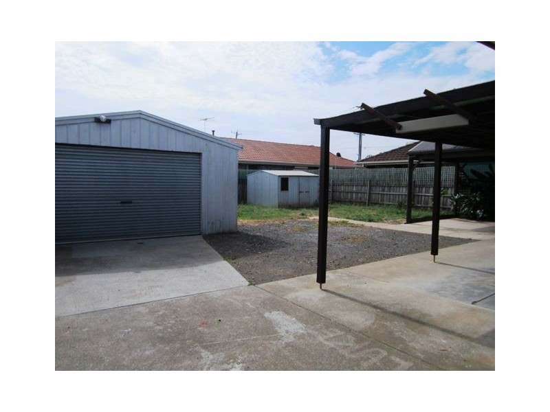 37 Derwent Road, Werribee VIC 3030