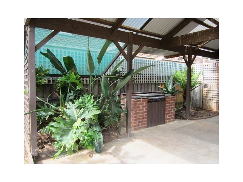 37 Derwent Road, Werribee VIC 3030