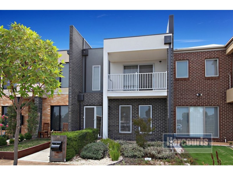 95 Swamphen Drive, Williams Landing VIC 3027