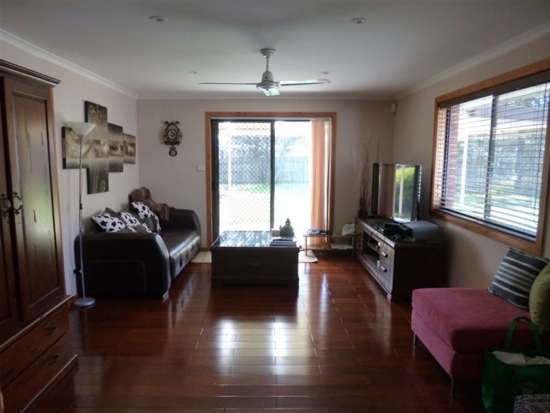 8 Pitta Close, Werribee VIC 3030