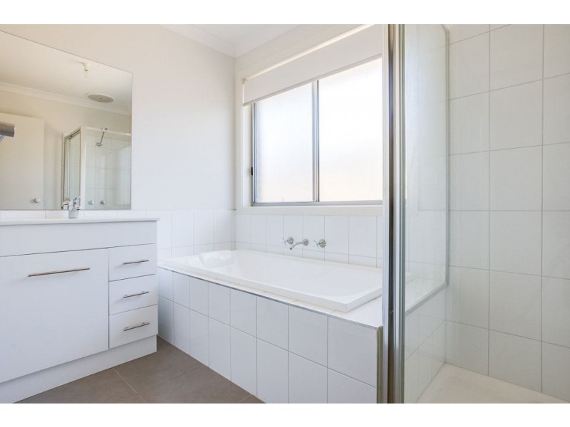 51 Springleaf Road, Tarneit VIC 3029