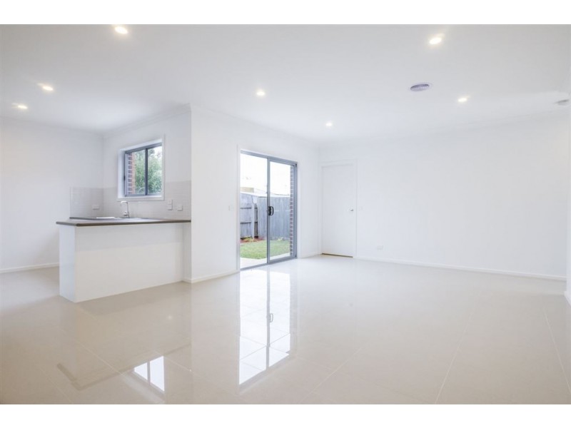 .2/40 Yaraan Street, Bell Park VIC 3215