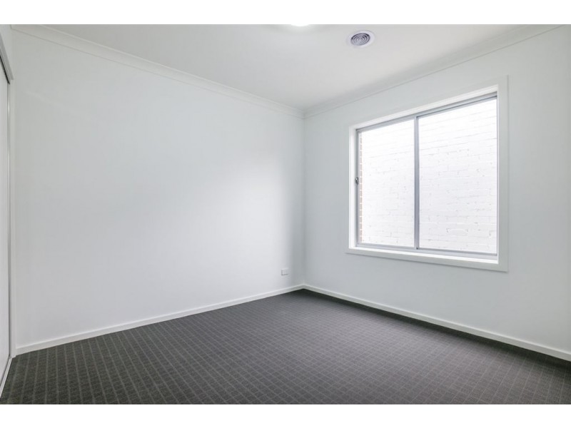 .2/40 Yaraan Street, Bell Park VIC 3215