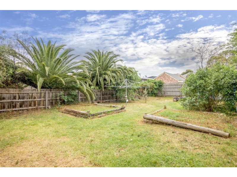 8 Duetgam Street, Werribee VIC 3030