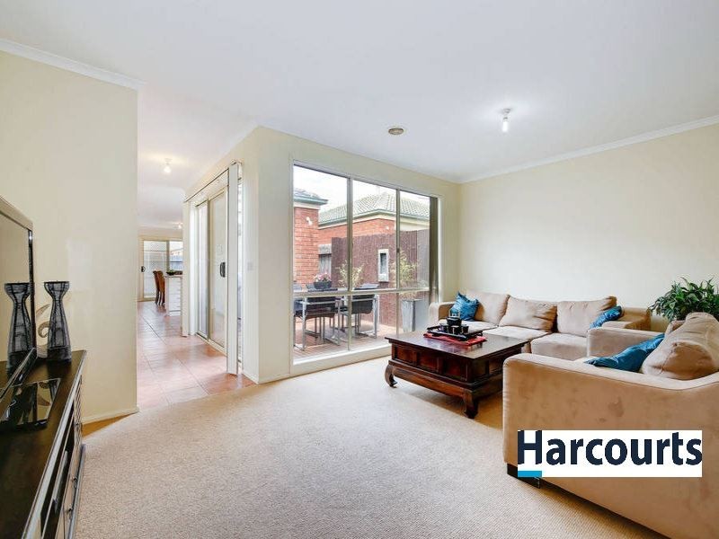 5 Fiona Court, Werribee VIC 3030