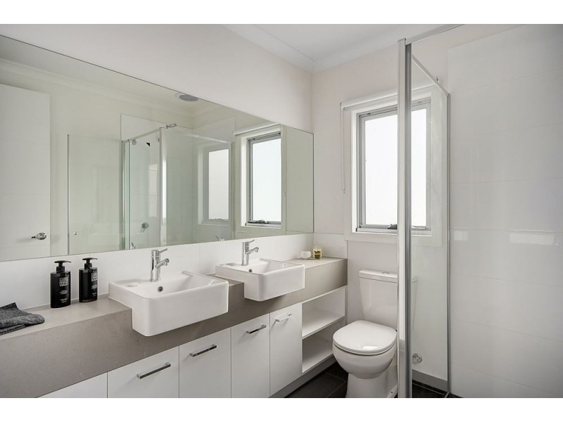 6/46 Percy Street, Newtown VIC 3220