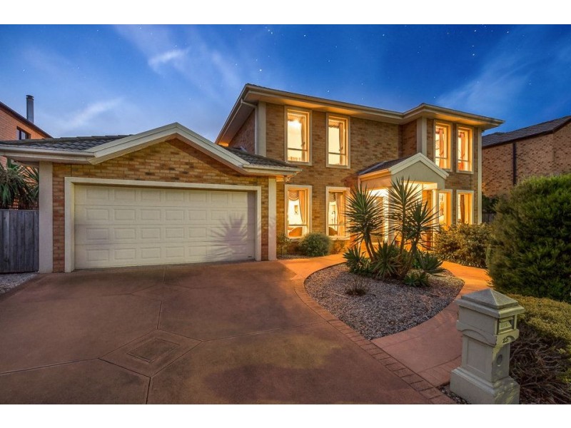 25 South Shore Avenue, Sanctuary Lakes VIC 3030