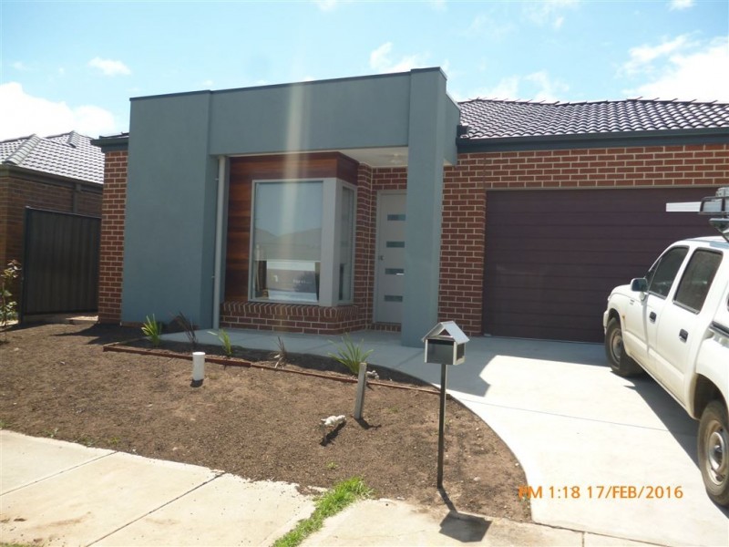 29 Victor King Drive, Point Cook VIC 3030