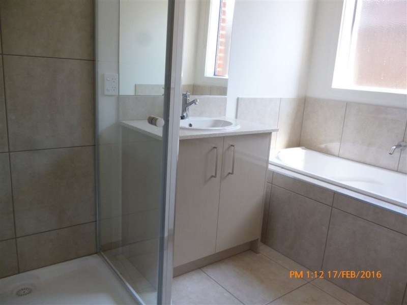 29 Victor King Drive, Point Cook VIC 3030