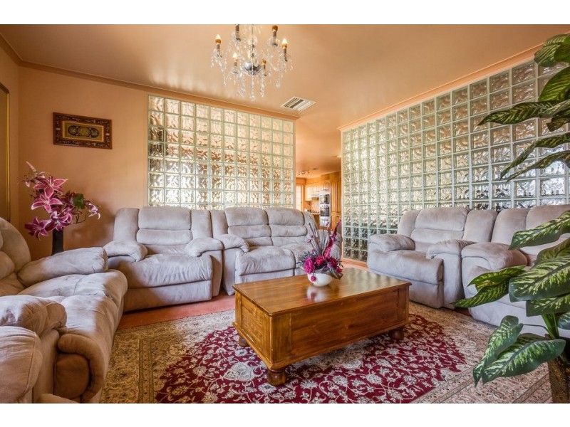 12 Lidgerwood Close, Hoppers Crossing VIC 3029