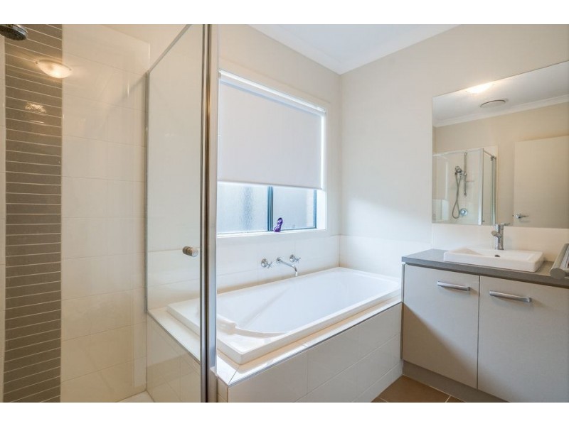 11 Blackbird Street, Tarneit VIC 3029